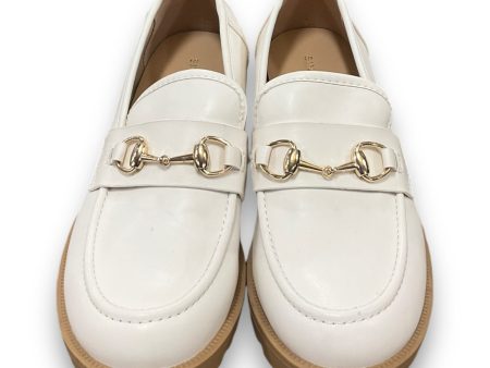 Shoes Flats By Cmc In White, Size: 7.5 on Sale