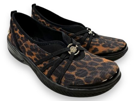 Shoes Flats By Bzees In Animal Print, Size: 9.5 Supply