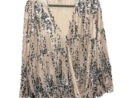 Blouse Long Sleeve By Cato In Silver & Tan, Size: 22 Fashion