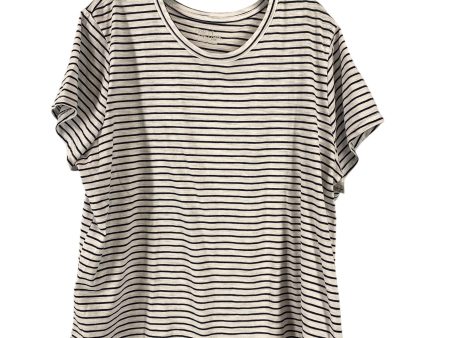 Top Short Sleeve Basic By Time And Tru In Striped Pattern, Size: 3x For Sale